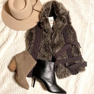 Xoxo faux fur vest